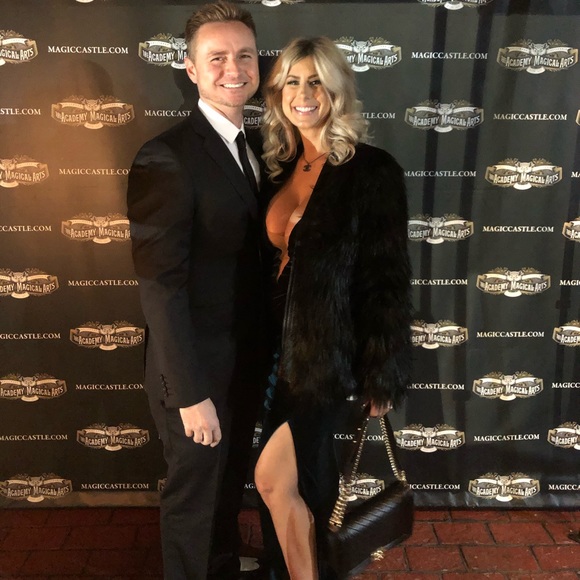 Meet your Posher, Elanna - Picture 2 of 3